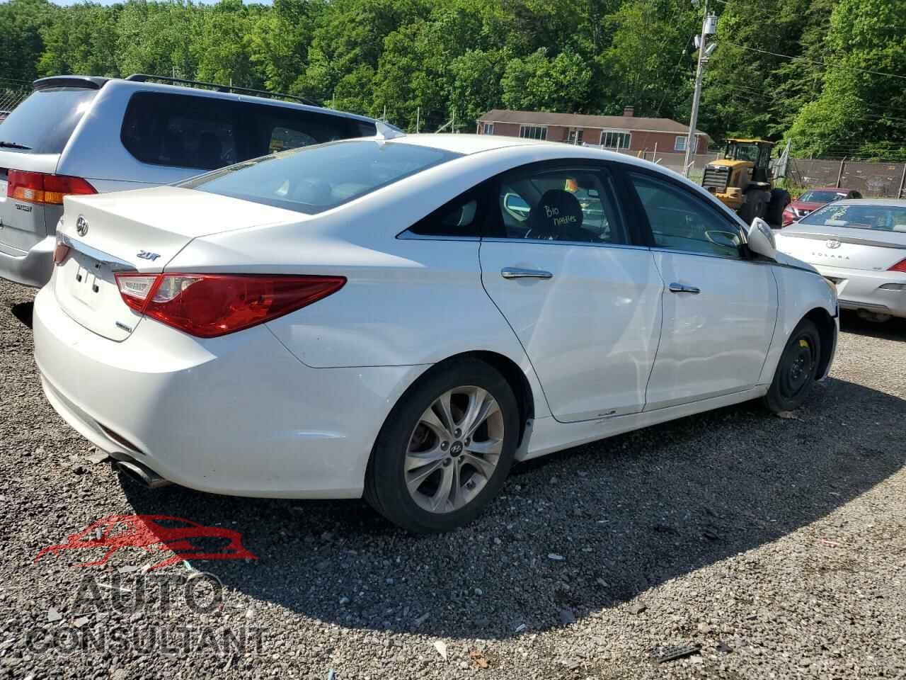 HYUNDAI SONATA 2011 - 5NPEC4AB1BH305257