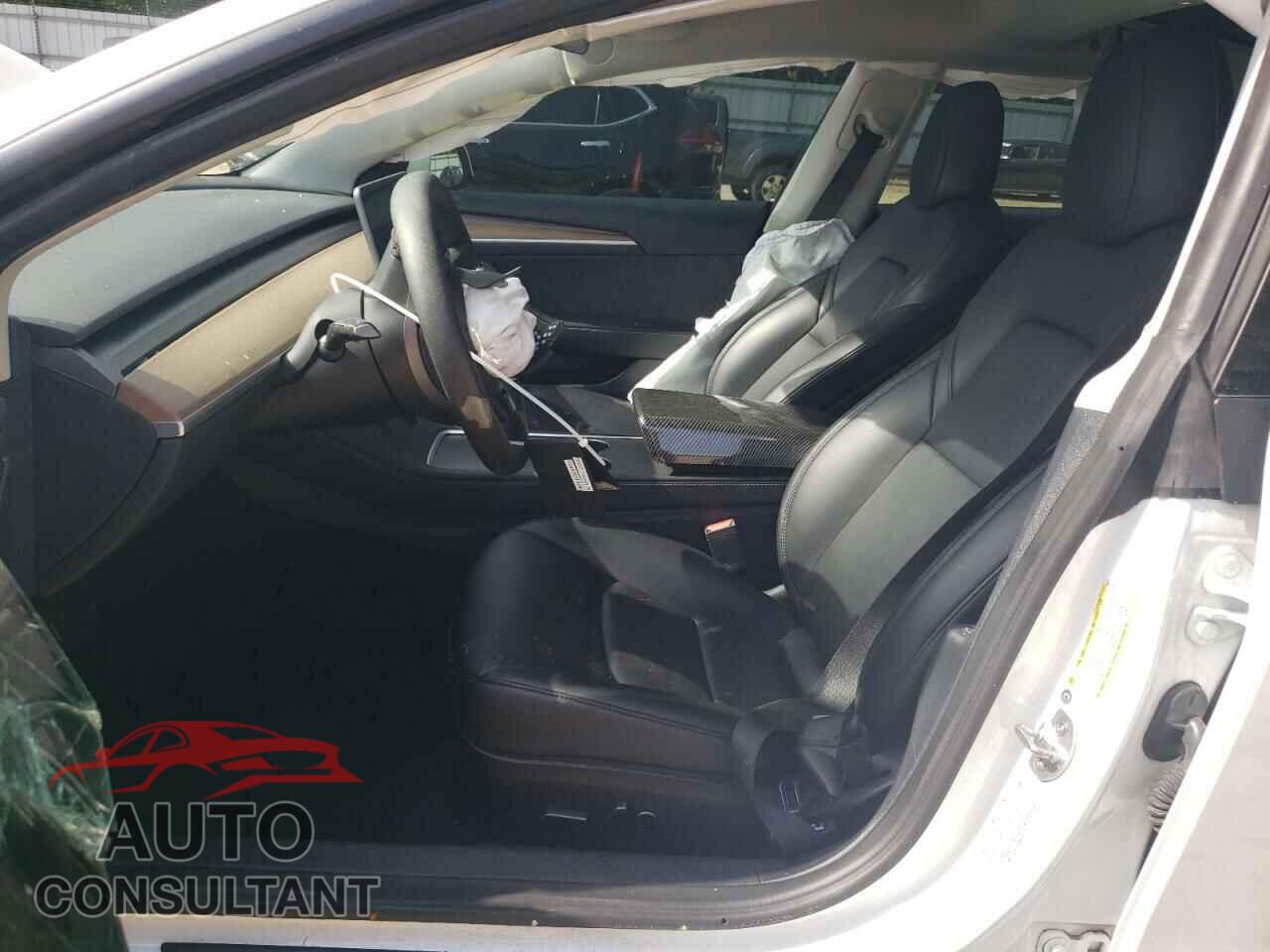 TESLA MODEL 3 2022 - 5YJ3E1EA9NF301106