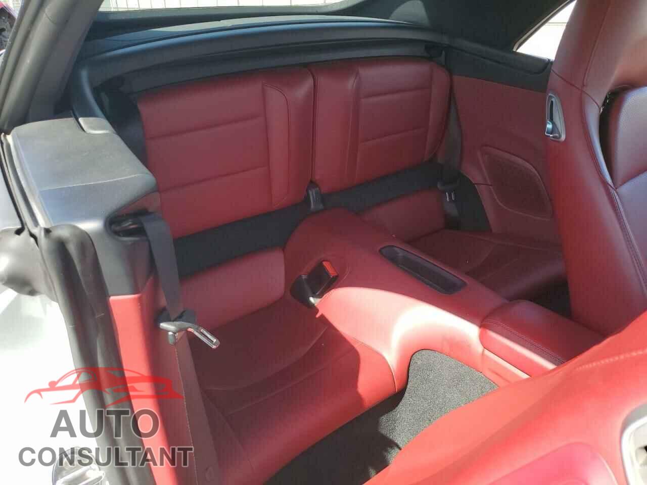 PORSCHE 911 2018 - WP0CA2A90JS138078