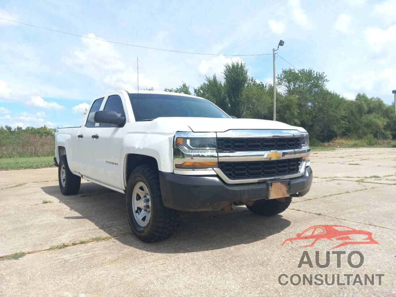 CHEVROLET SILVERADO 2018 - 1GCVKNEC4JZ350616