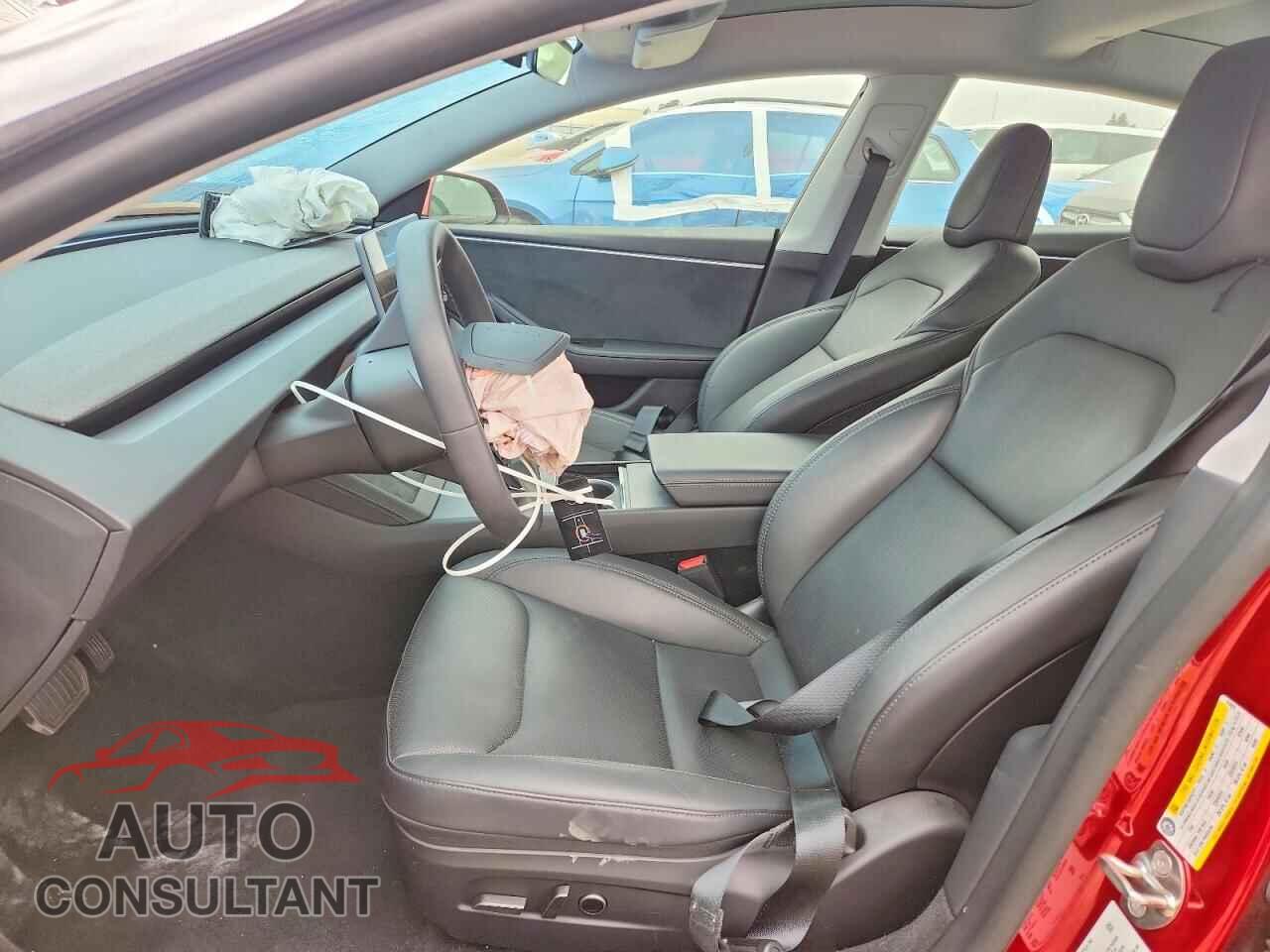 TESLA MODEL 3 2024 - 5YJ3E1EB7RF769852
