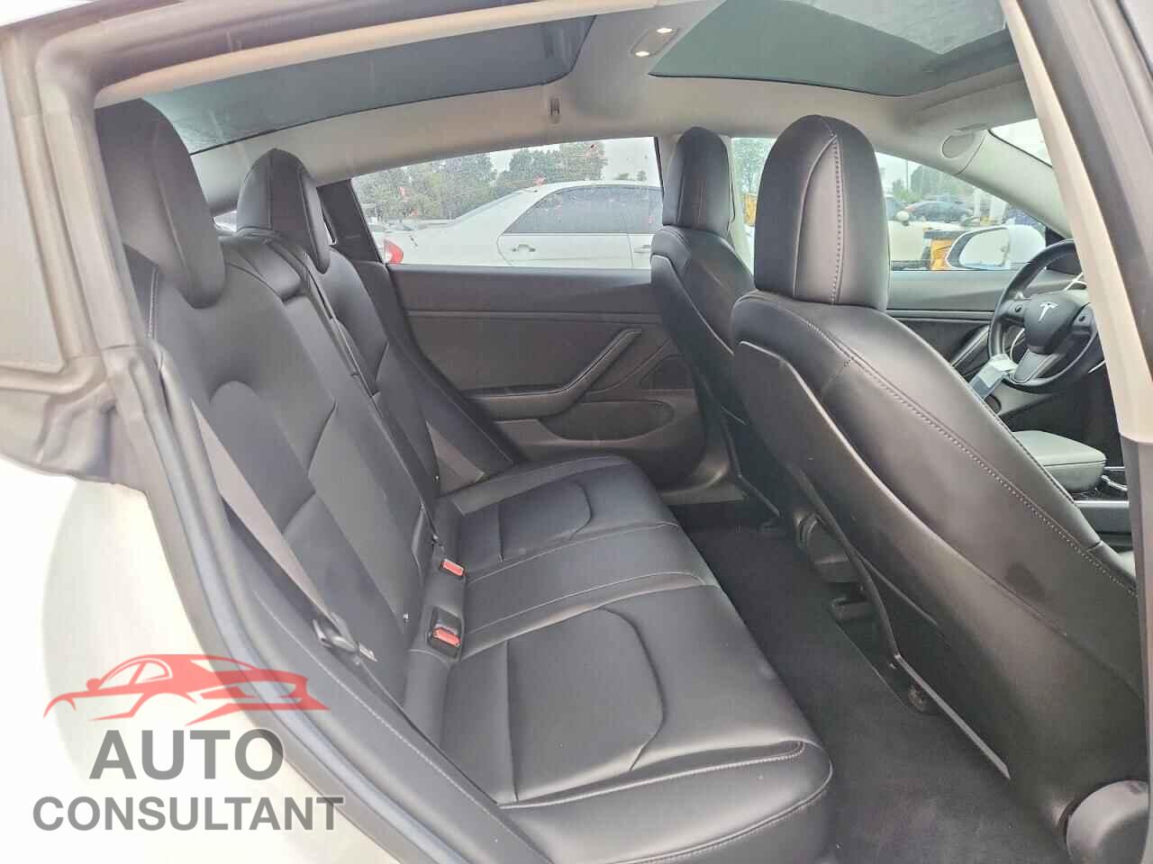 TESLA MODEL 3 2018 - 5YJ3E1EA3JF009106
