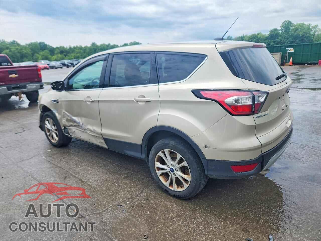 FORD ESCAPE 2017 - 1FMCU9GD4HUC08588
