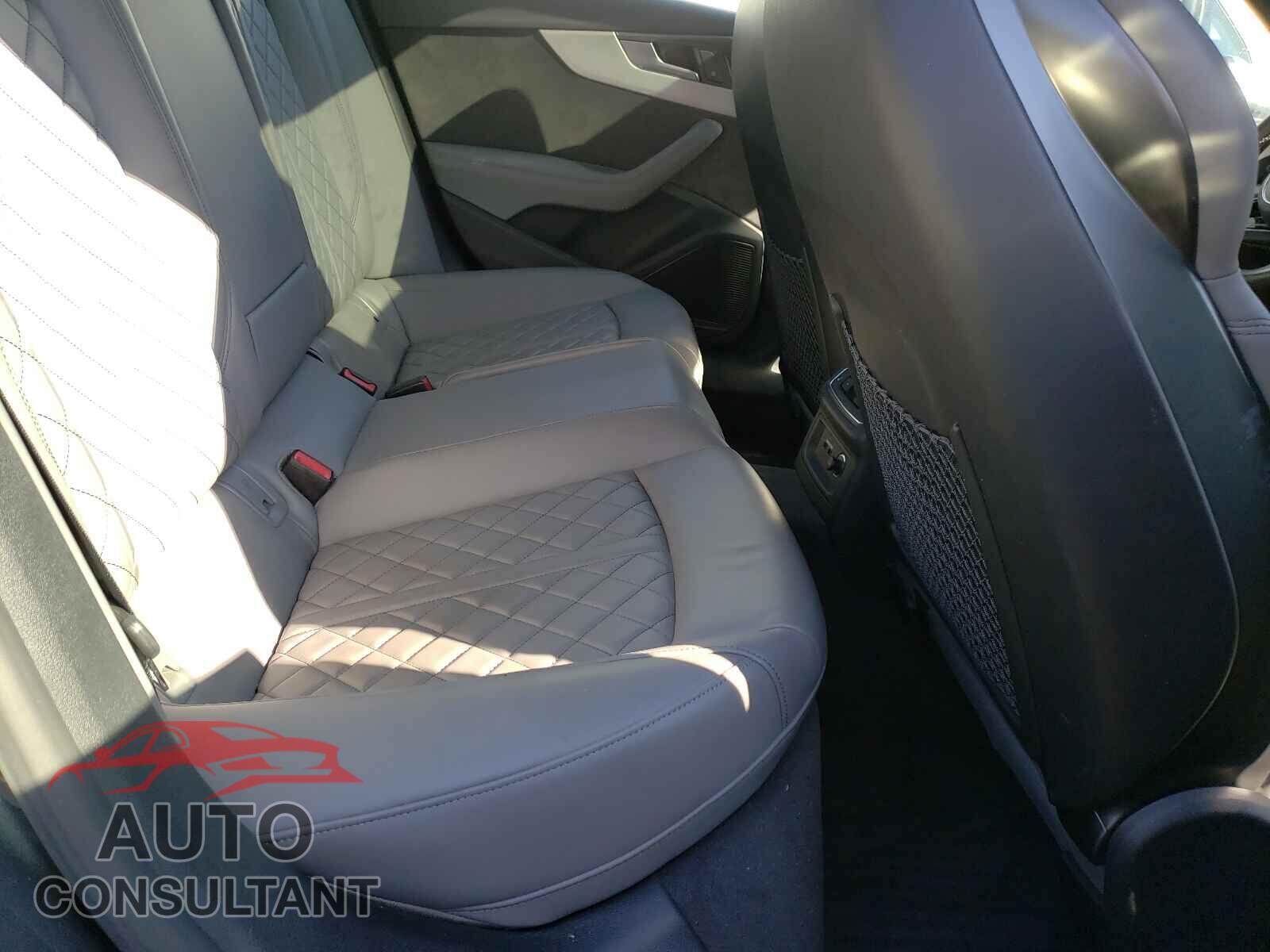 AUDI S5/RS5 2019 - WAUB4CF59KA003636