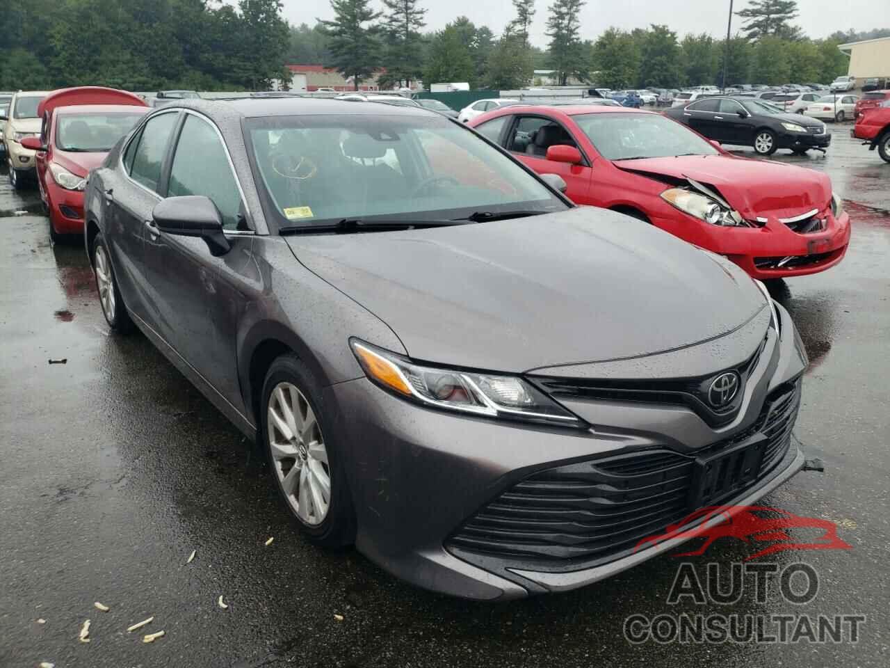 TOYOTA CAMRY 2018 - 4T1B11HKXJU049617