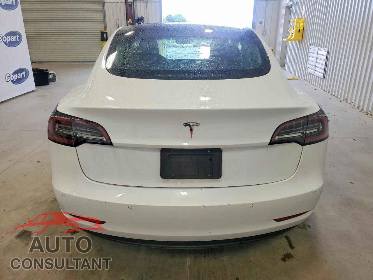 TESLA MODEL 3 2022 - 5YJ3E1EA1NF289873