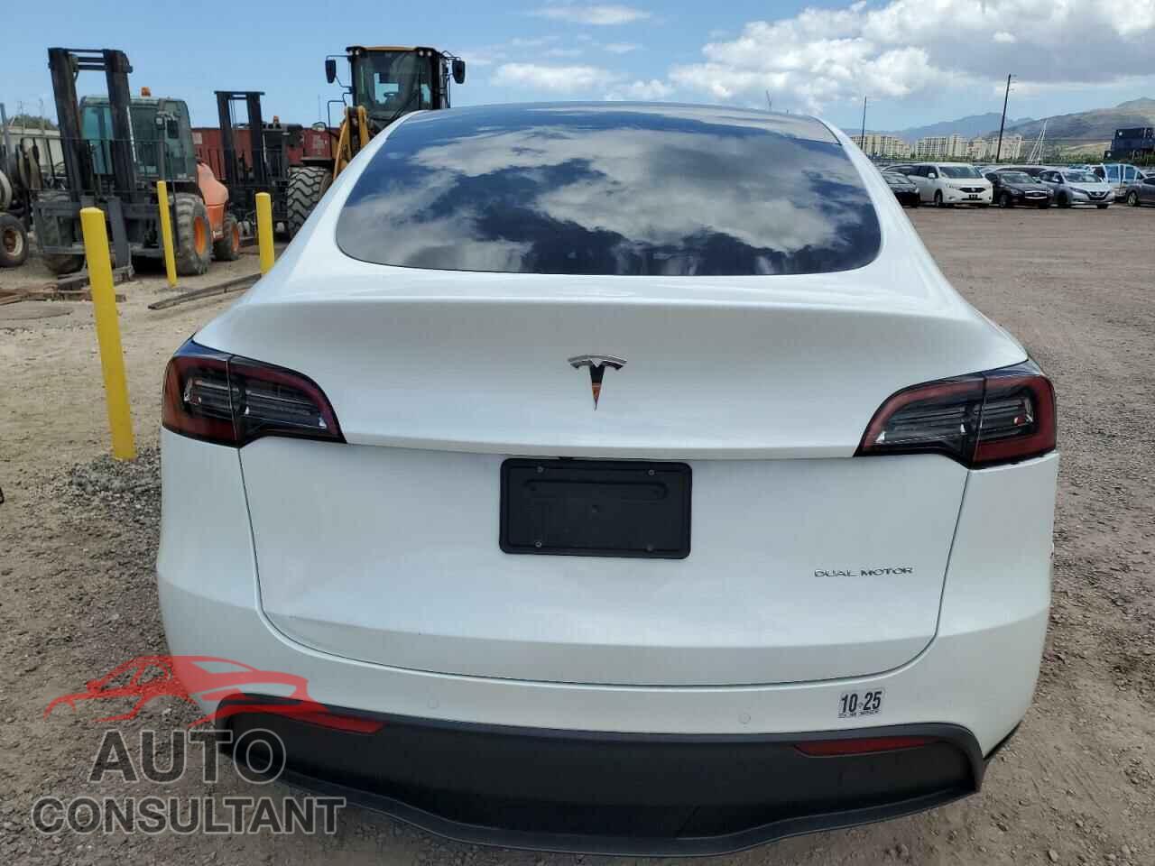 TESLA MODEL Y 2022 - 7SAYGDEE4NF511006