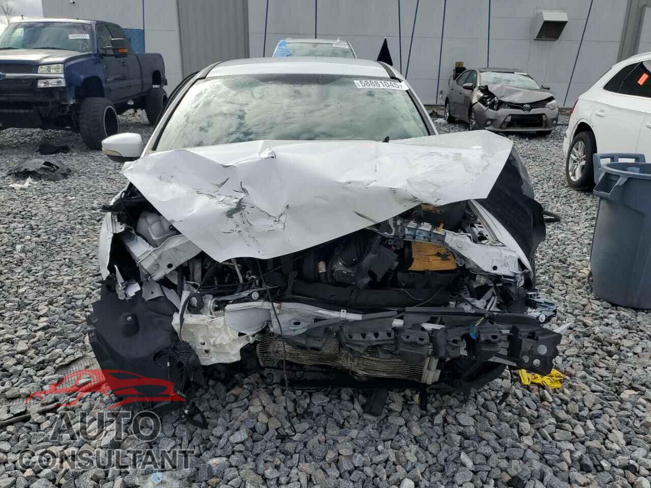 FORD FOCUS 2016 - 1FADP3K28GL402473