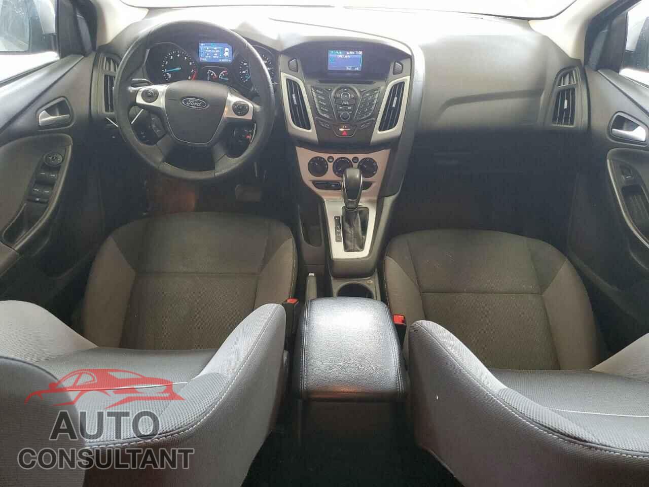 FORD FOCUS 2014 - 1FADP3F27EL195307