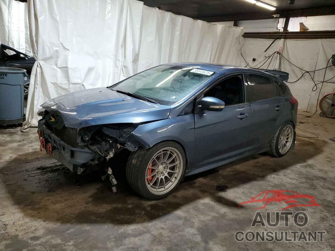 FORD FOCUS 2018 - 1FADP3L99JL234846