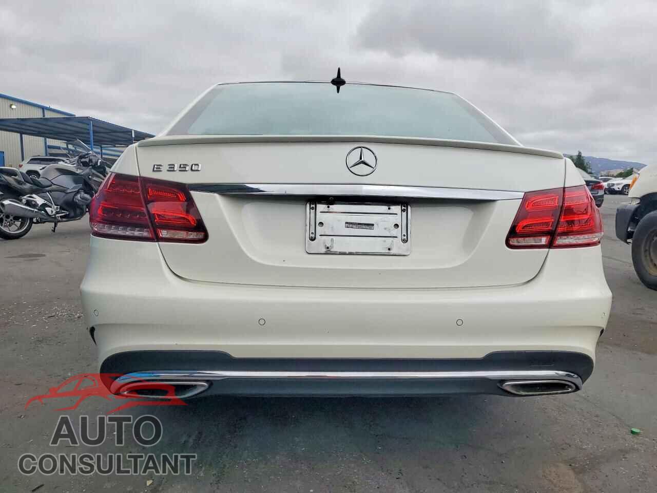 MERCEDES-BENZ E-CLASS 2014 - WDDHF5KB8EB017725