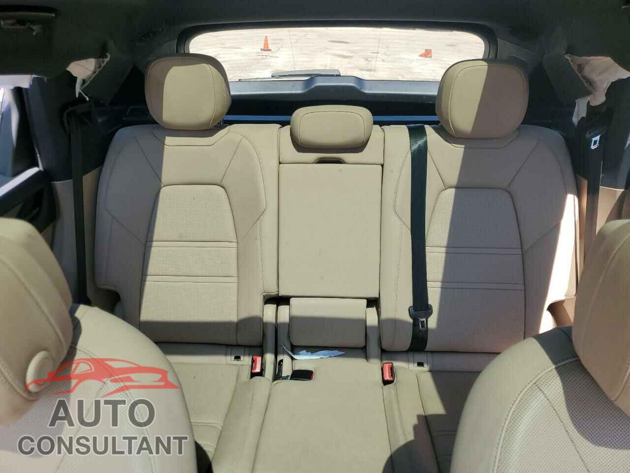 PORSCHE CAYENNE 2021 - WP1AA2AY3MDA04350