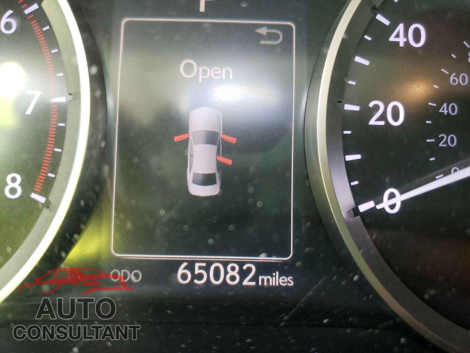 LEXUS IS 2016 - JTHBA1D29G5015227