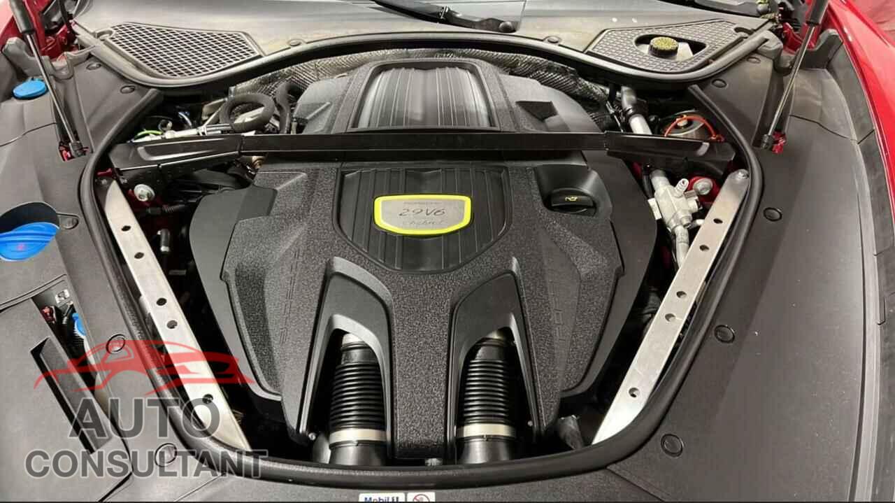 PORSCHE PANAMERA 2018 - WP0AE2A79JL177885