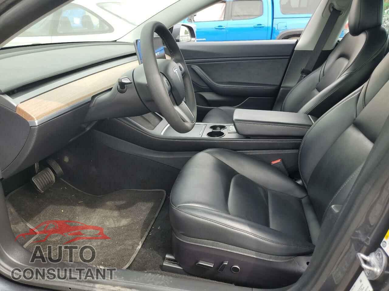 TESLA MODEL 3 2021 - 5YJ3E1EB0MF936660