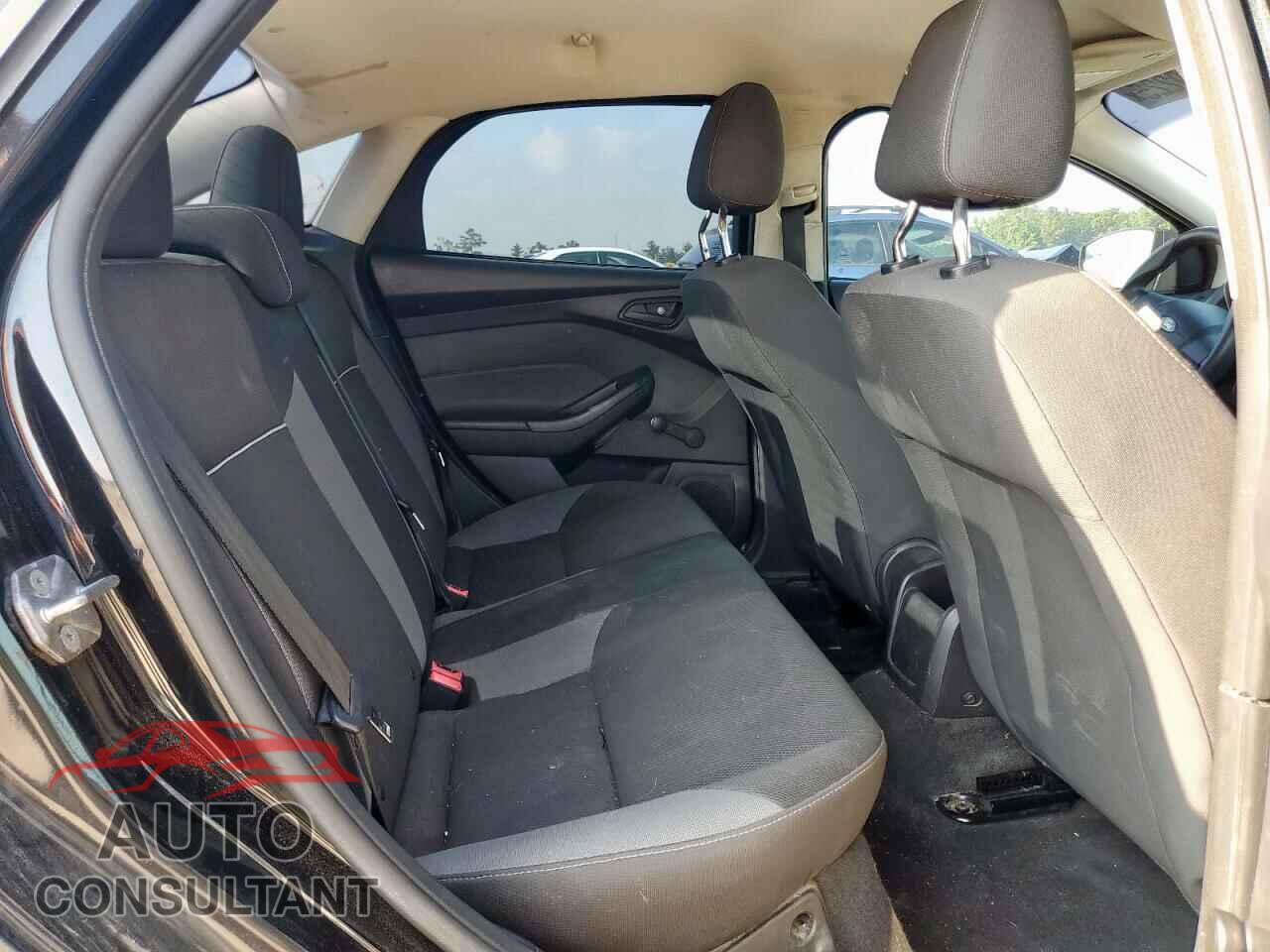 FORD FOCUS 2013 - 1FADP3E24DL352596