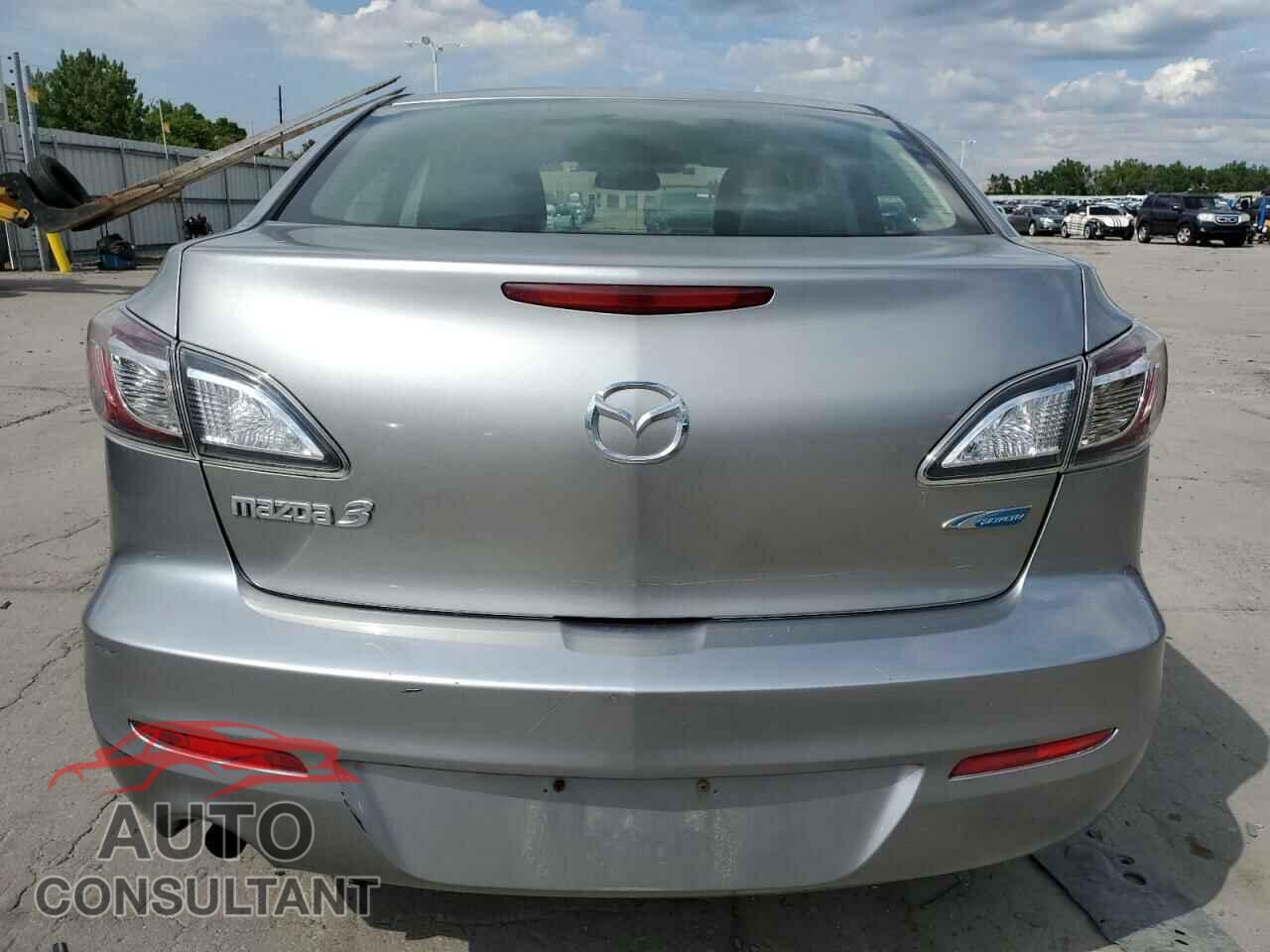 MAZDA 3 2013 - JM1BL1U73D1759593