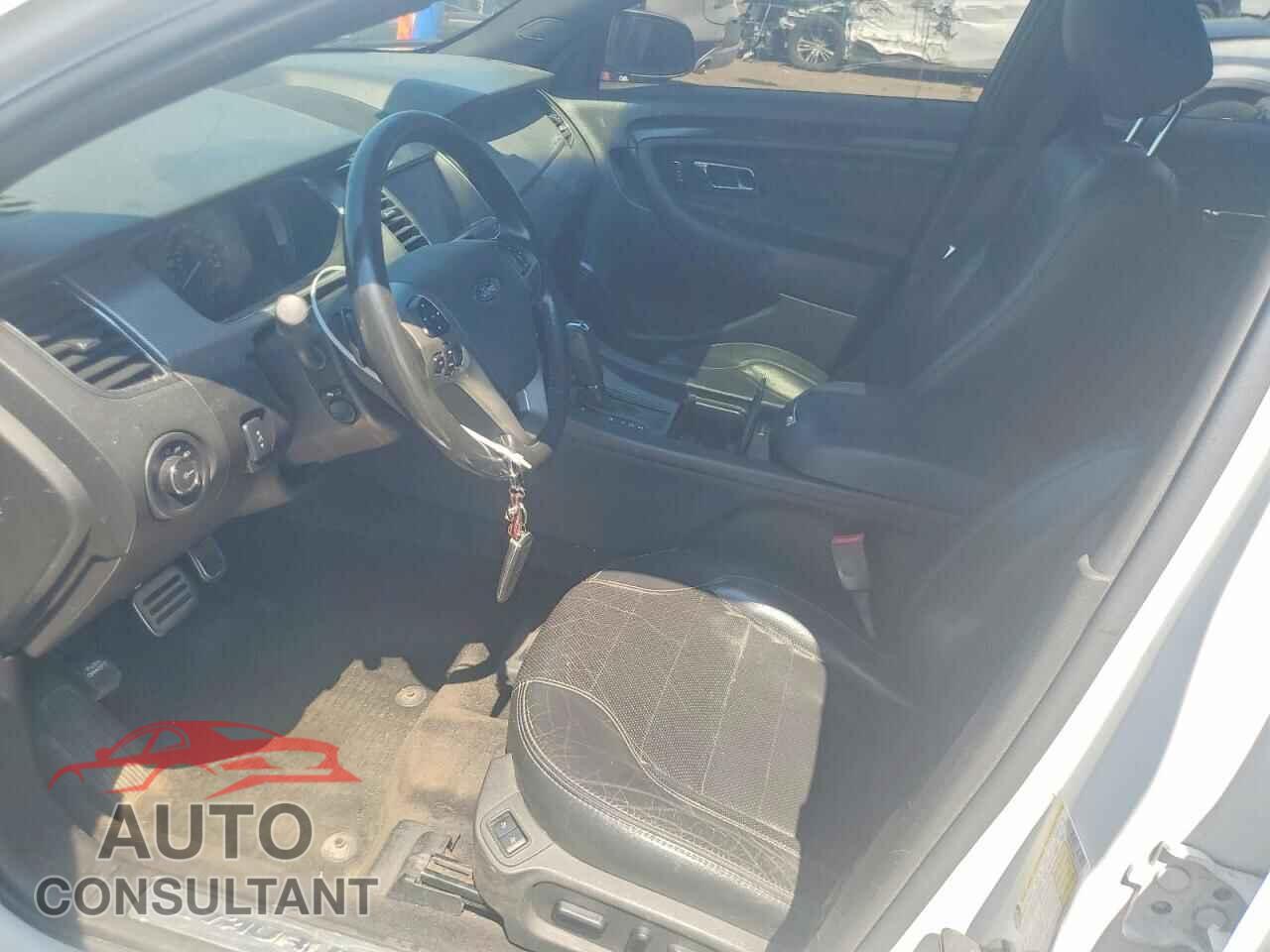 FORD TAURUS 2013 - 1FAHP2KT3DG101523