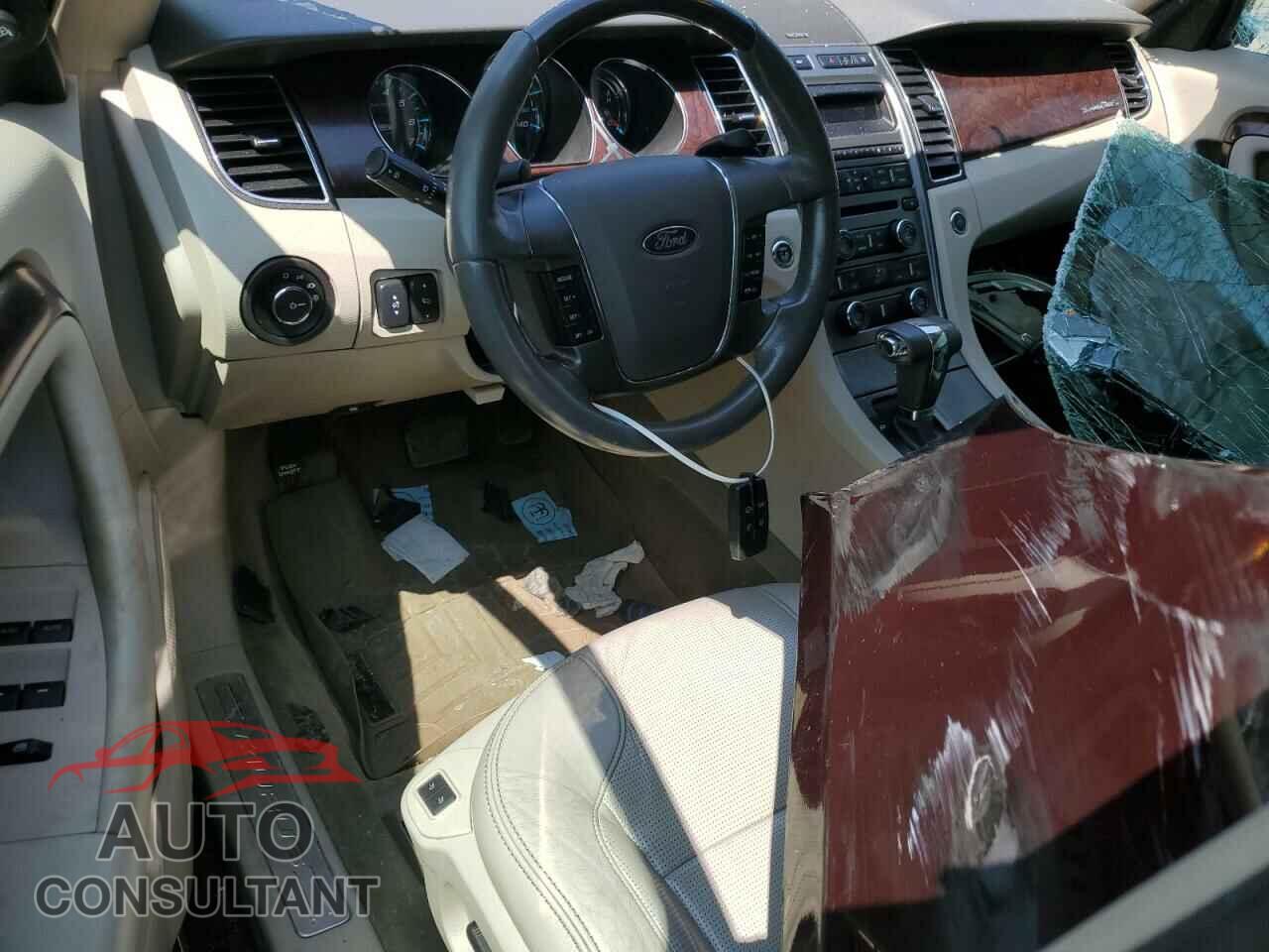 FORD TAURUS 2011 - 1FAHP2FW6BG157070