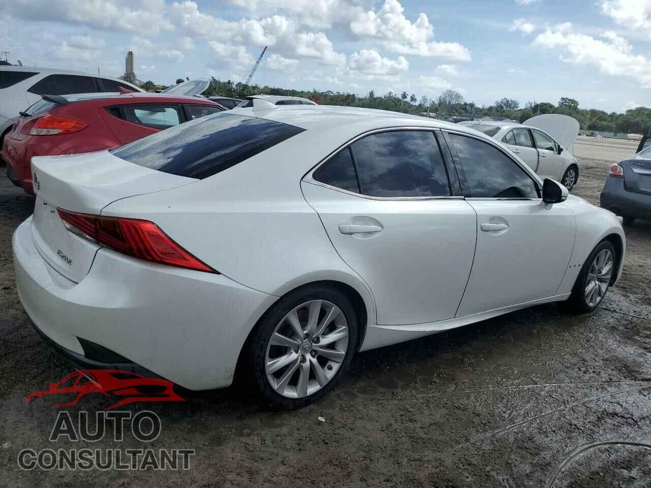 LEXUS IS 2017 - JTHBA1D2XH5046732