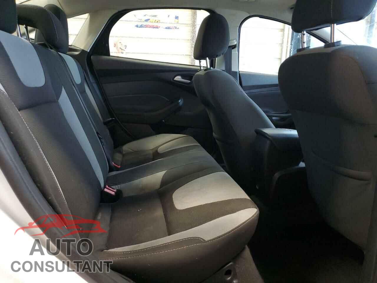 FORD FOCUS 2014 - 1FADP3F28EL402691