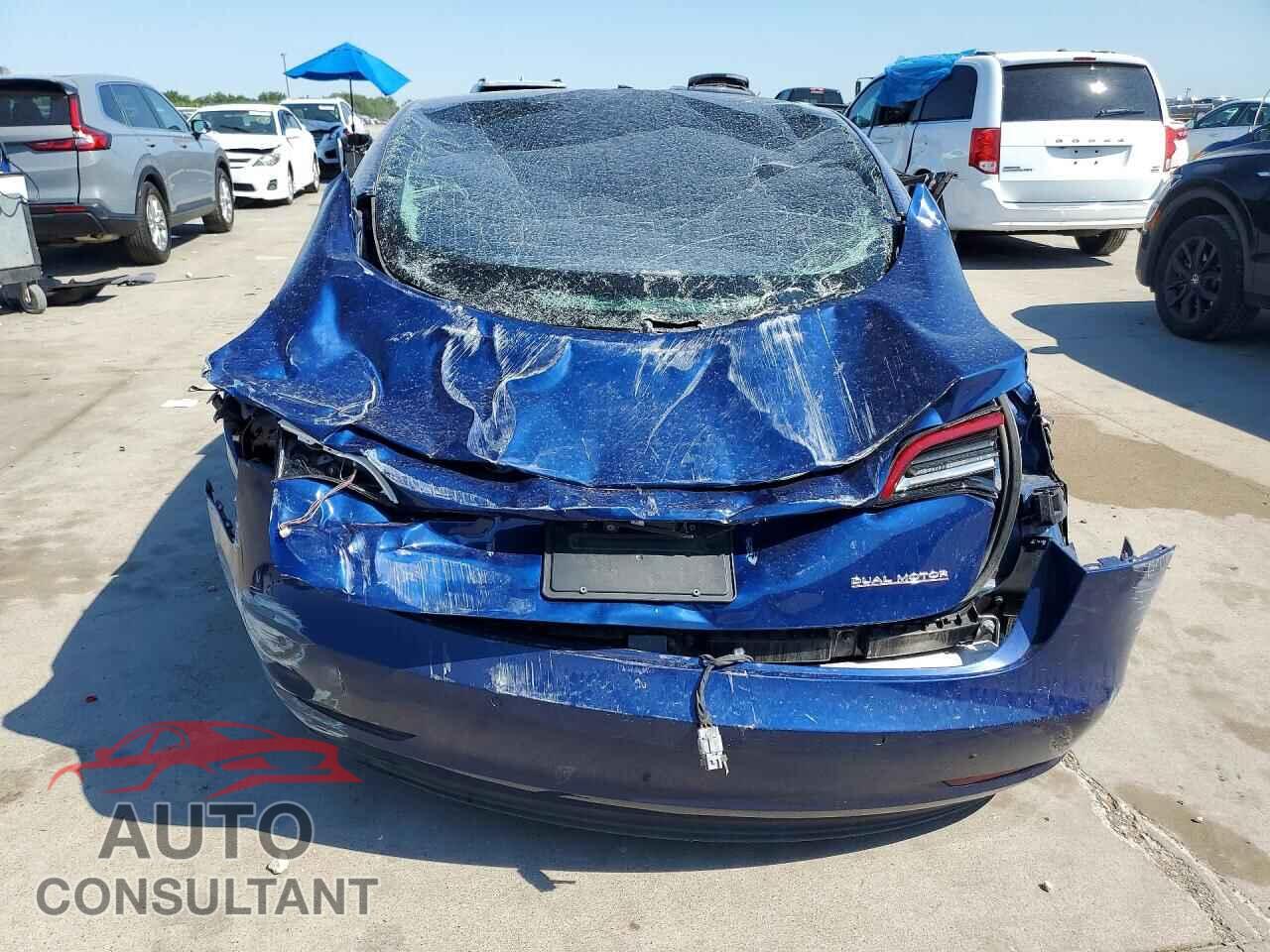 TESLA MODEL 3 2019 - 5YJ3E1EBXKF437121