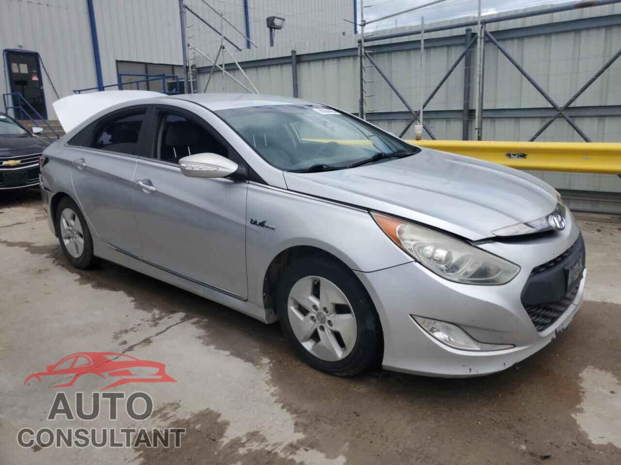 HYUNDAI SONATA 2012 - KMHEC4A43CA044140