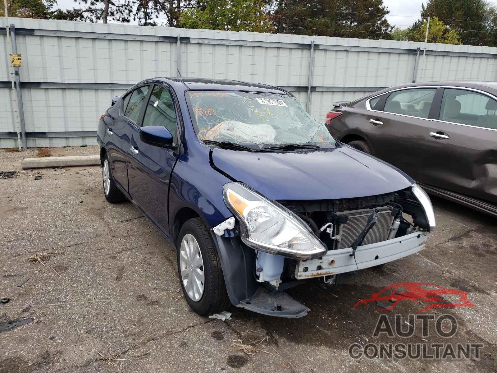 NISSAN VERSA 2018 - 3N1CN7AP4JL877522