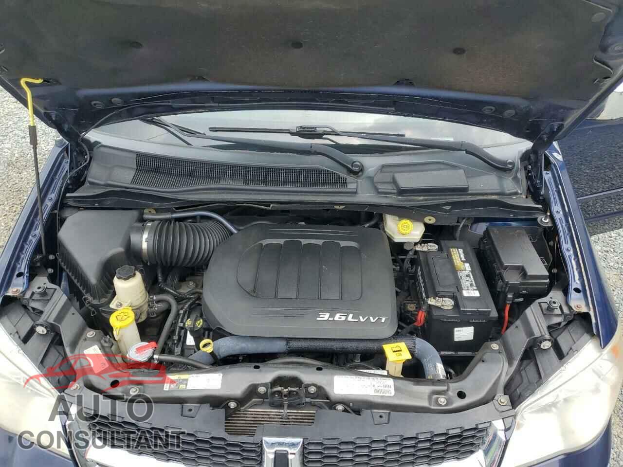 DODGE CARAVAN 2013 - 2C4RDGDG1DR572119