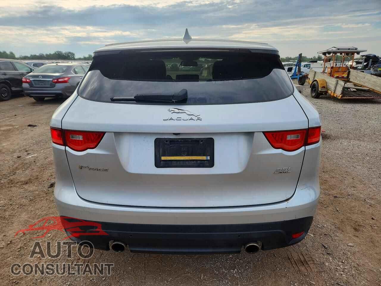 JAGUAR F-PACE 2017 - SADCL2BV5HA089972