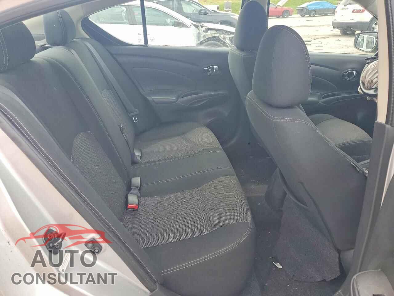 NISSAN VERSA 2017 - 3N1CN7AP7HL879114