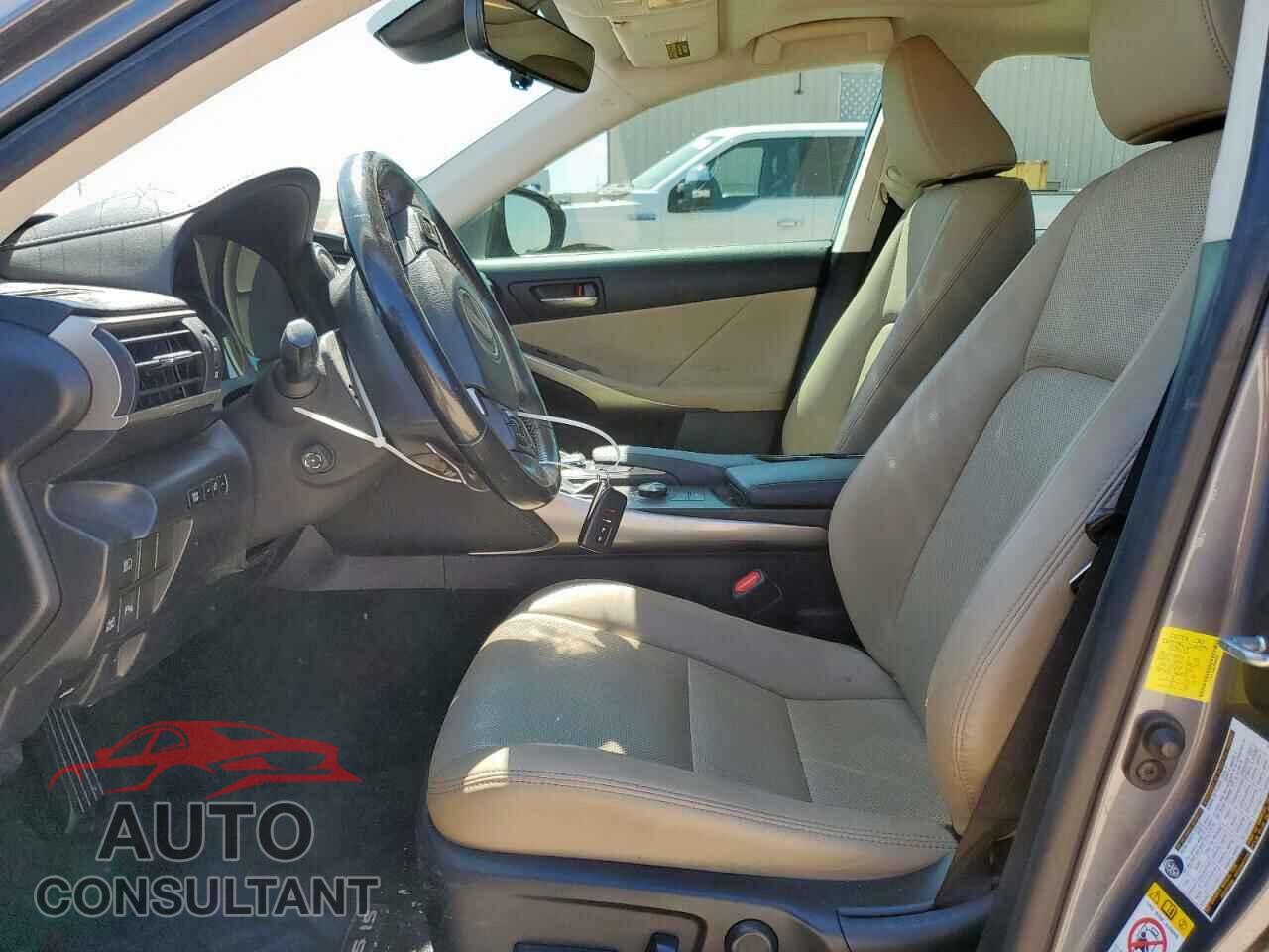 LEXUS IS 2017 - JTHBA1D26H5044959