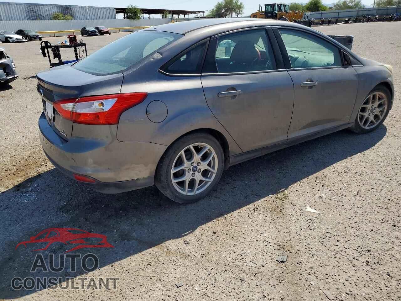 FORD FOCUS 2014 - 1FADP3F2XEL386039