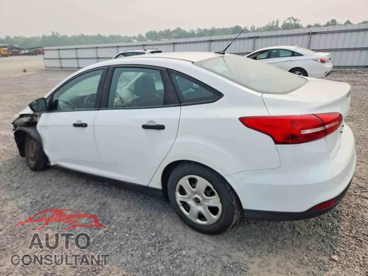FORD FOCUS 2015 - 1FADP3E29FL366450
