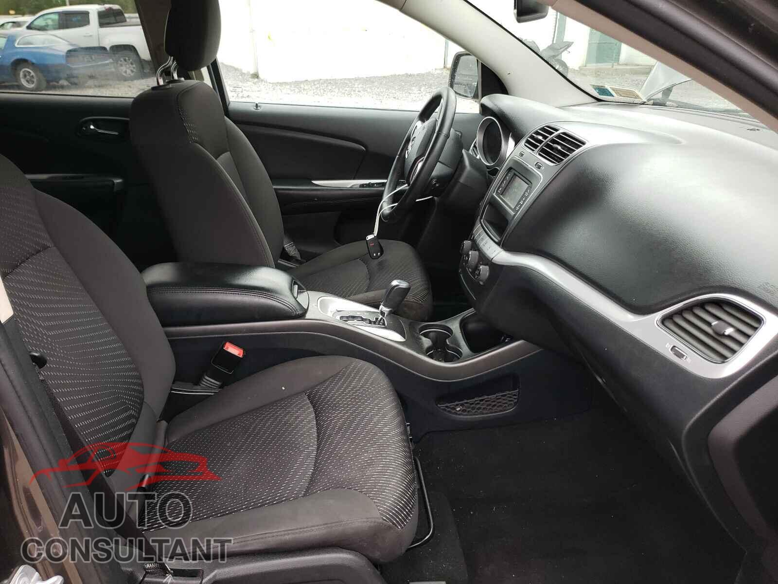 DODGE JOURNEY 2017 - 3C4PDCBBXHT643537