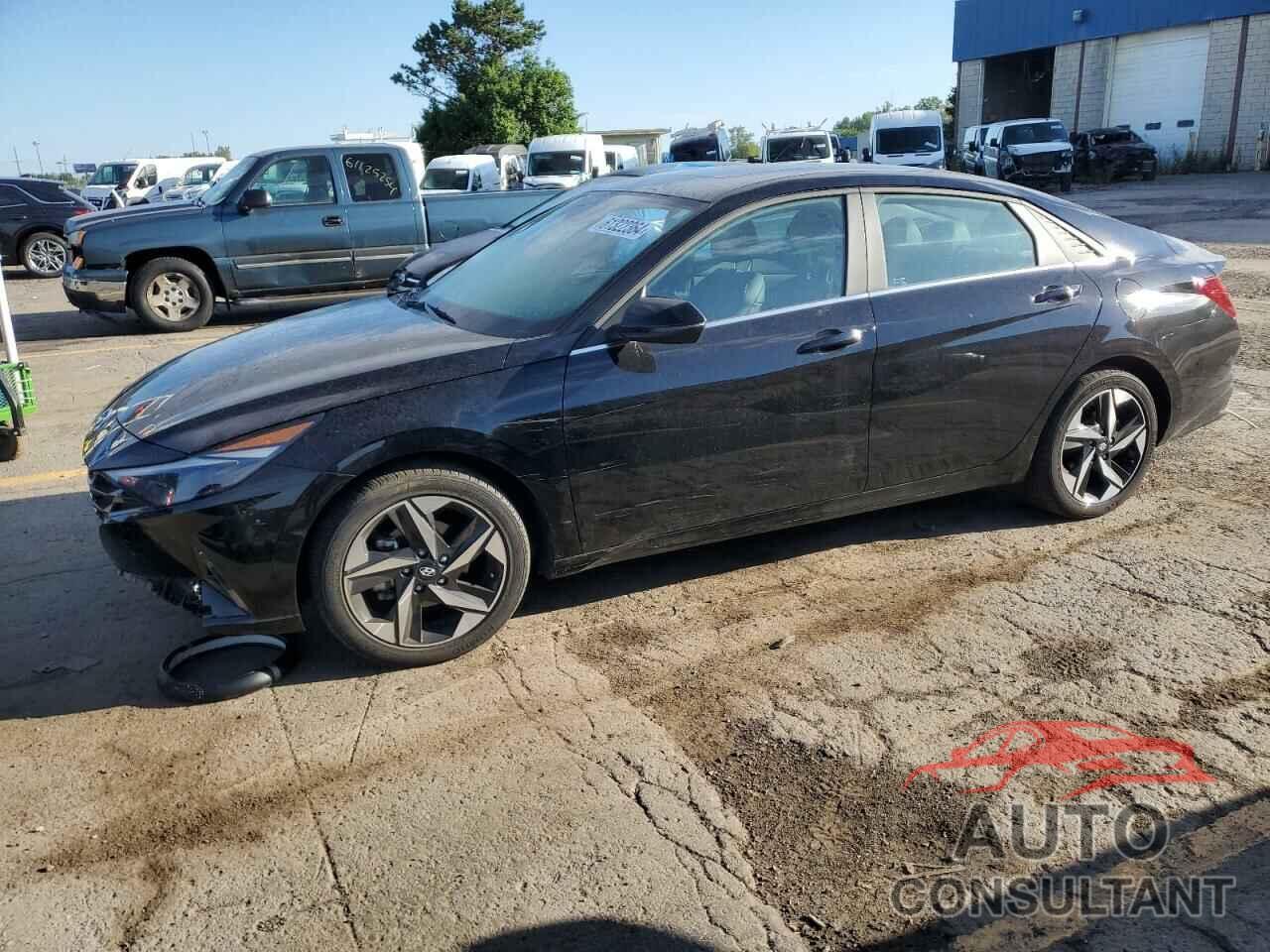 HYUNDAI ELANTRA 2023 - KMHLP4AGXPU402540