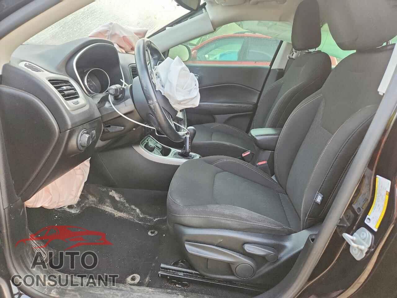 JEEP COMPASS 2020 - 3C4NJDAB6LT219451