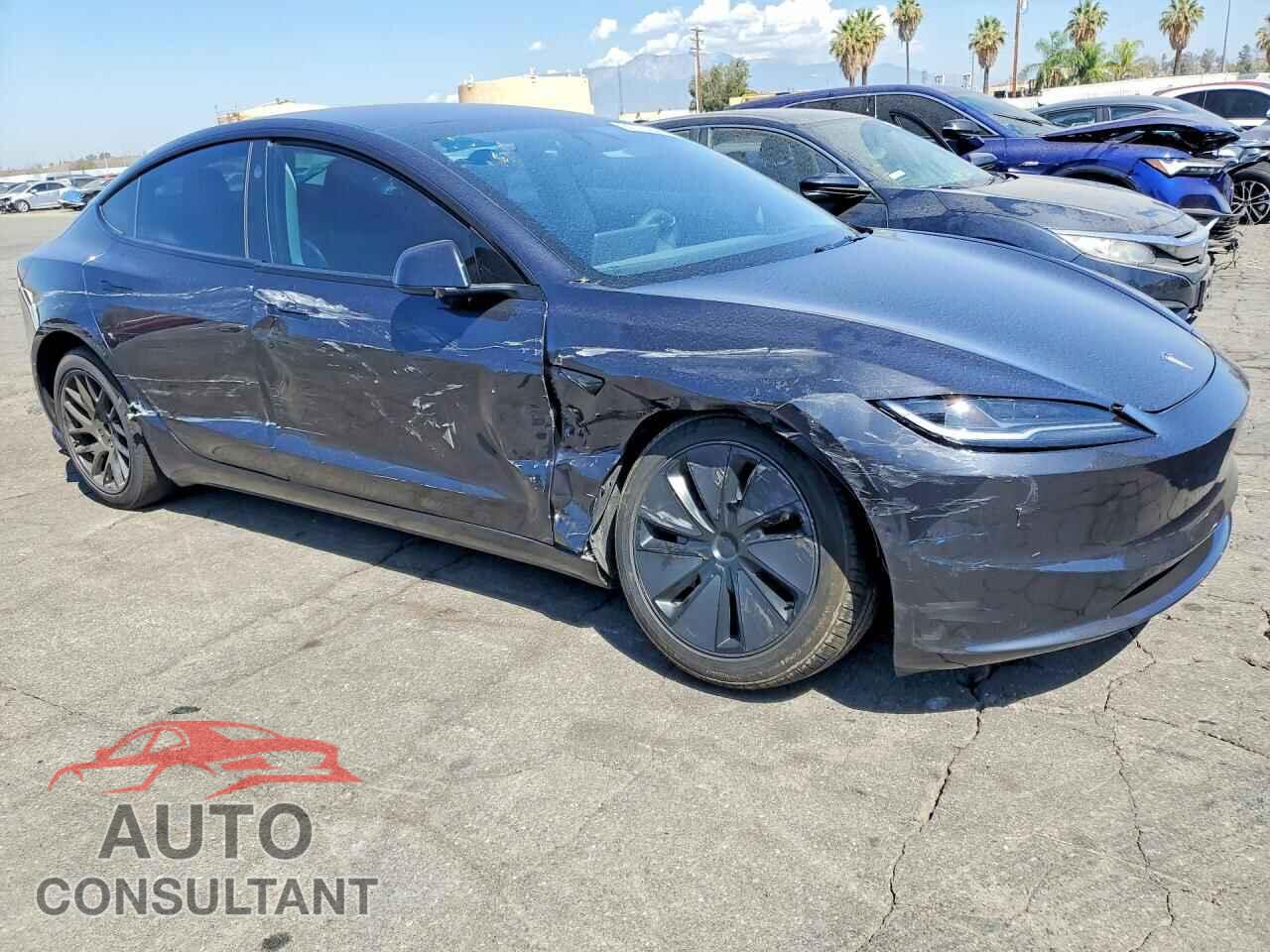 TESLA MODEL 3 2024 - 5YJ3E1EB5RF800774