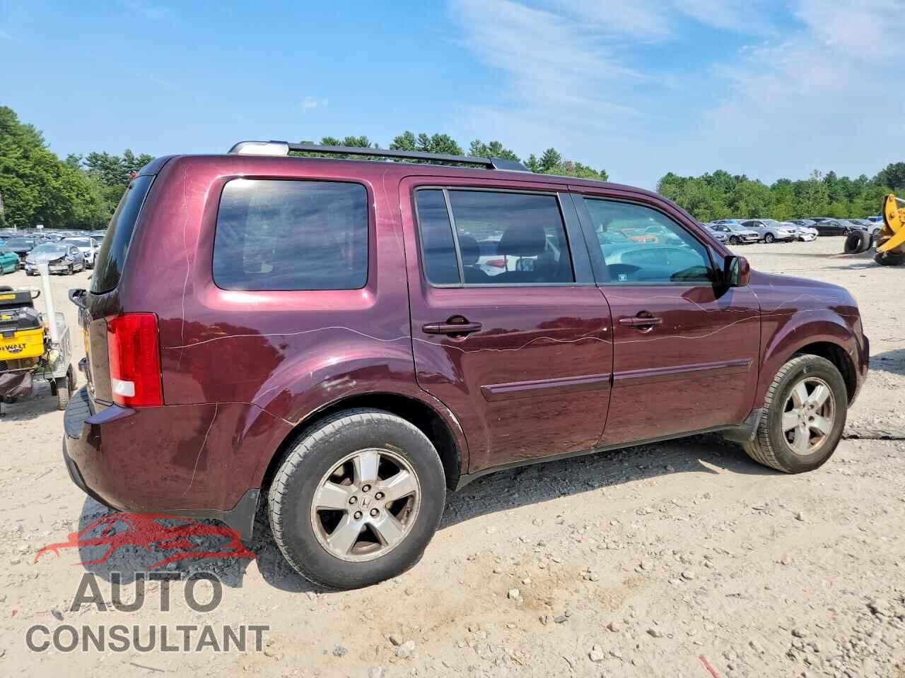 HONDA PILOT 2011 - 5FNYF4H58BB088633