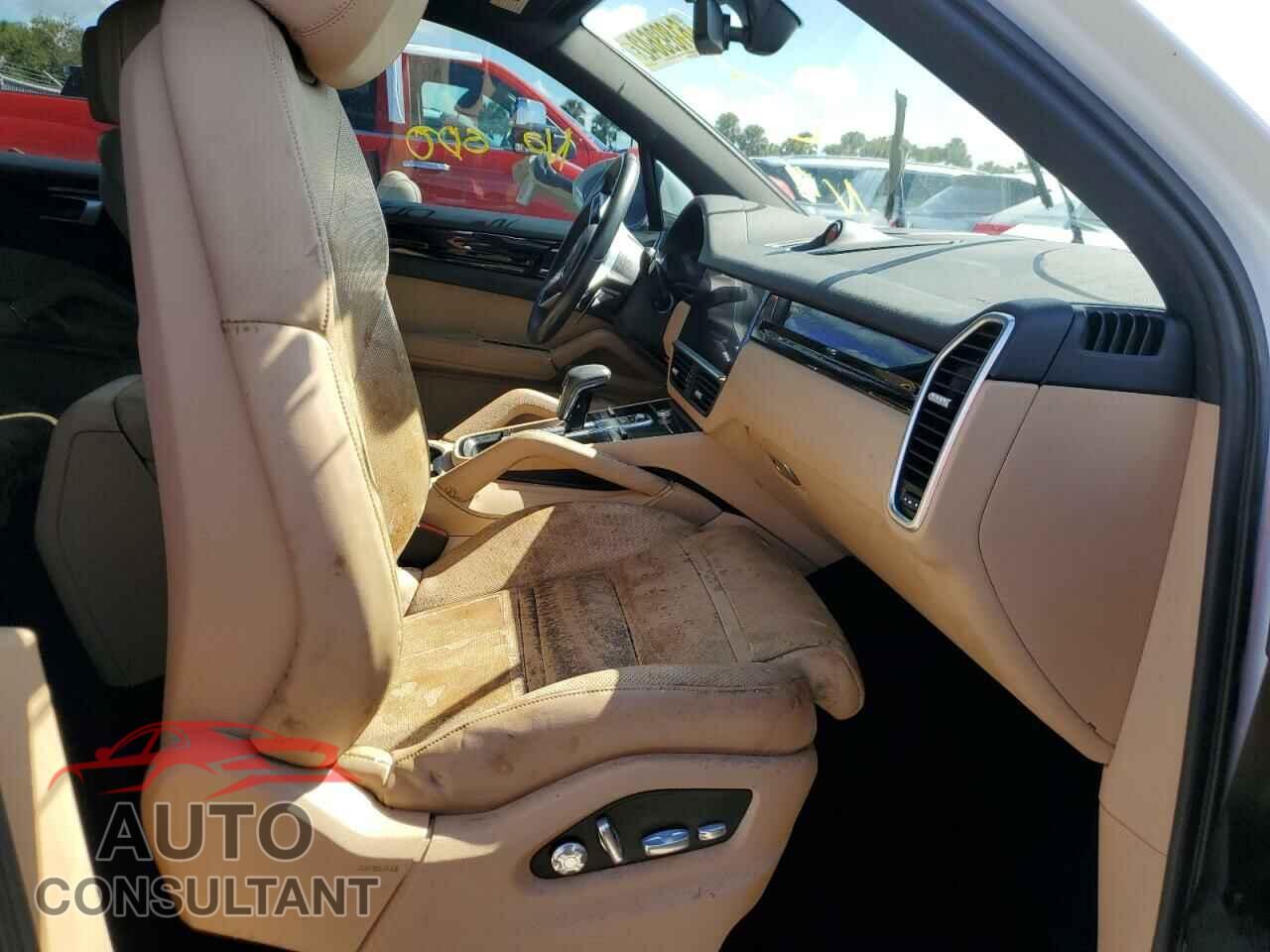 PORSCHE CAYENNE 2019 - WP1AA2AY8KDA04941