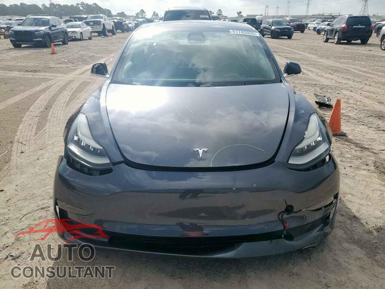 TESLA MODEL 3 2018 - 5YJ3E1EB6JF119253