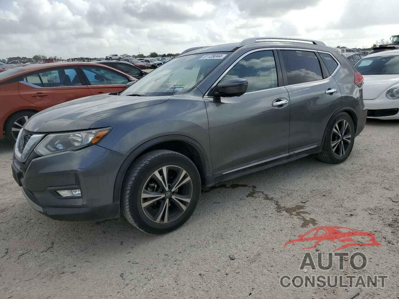 NISSAN ROGUE 2018 - 5N1AT2MT5JC796820