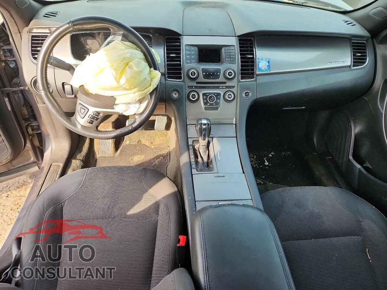 FORD TAURUS 2013 - 1FAHP2E88DG229232