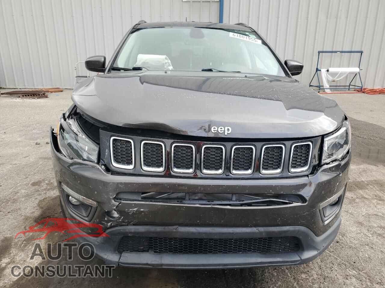 JEEP COMPASS 2017 - 3C4NJDBB8HT646085