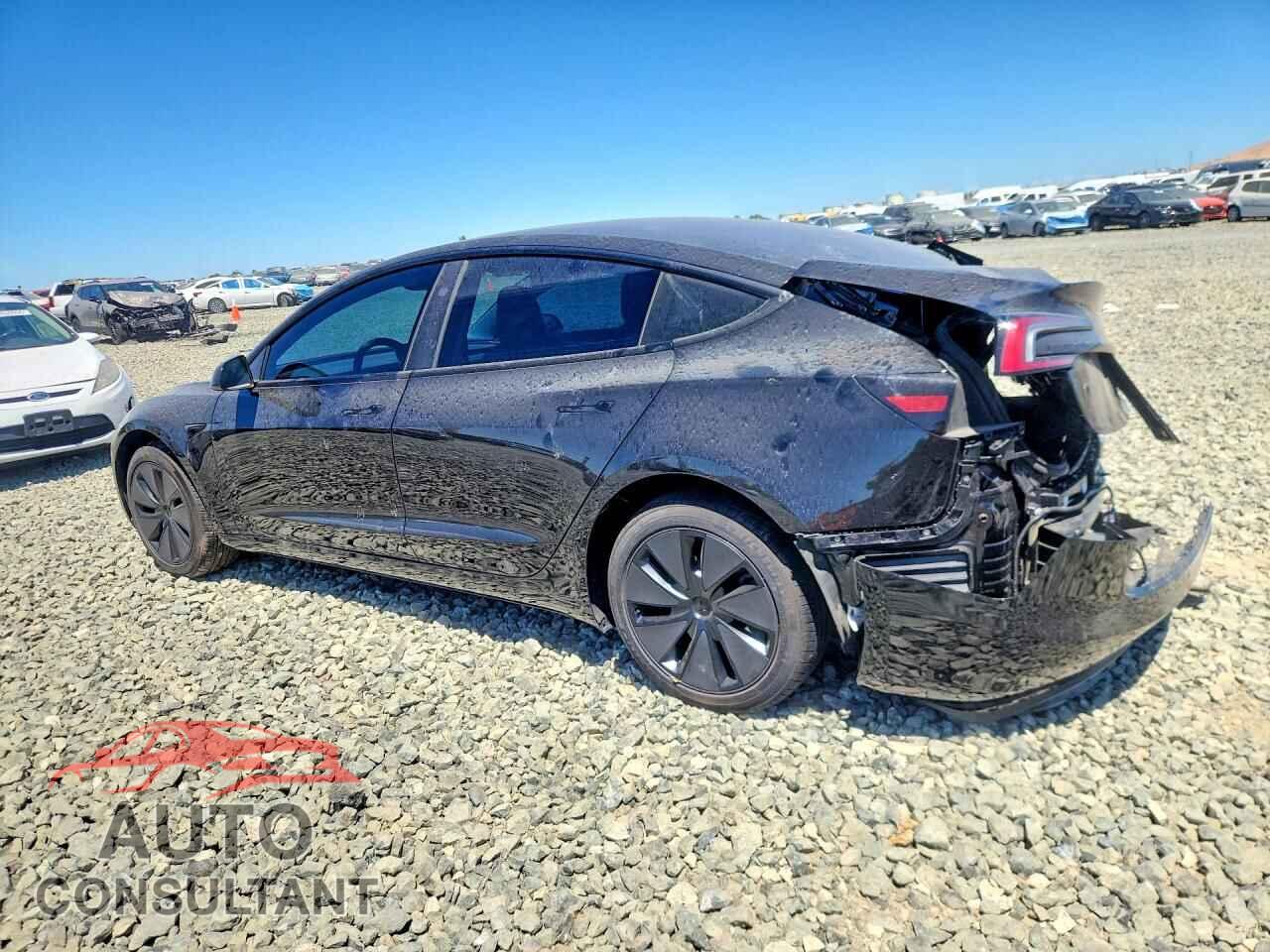 TESLA MODEL 3 2025 - 5YJ3E1EA8SF017588