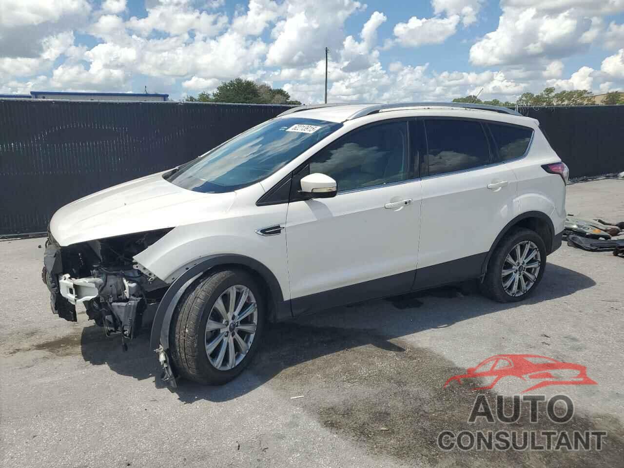 FORD ESCAPE 2017 - 1FMCU0J93HUC56146