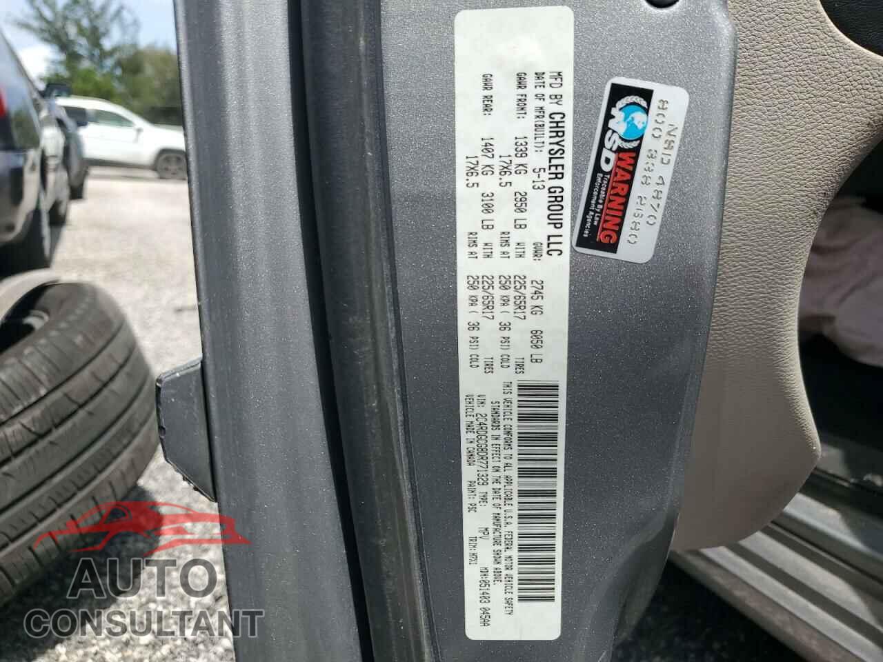 DODGE CARAVAN 2013 - 2C4RDGCG8DR771329