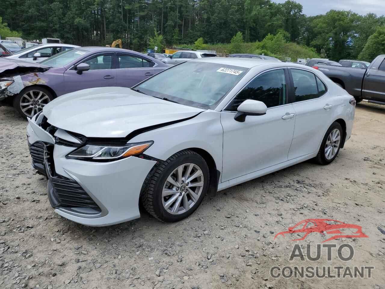 TOYOTA CAMRY 2022 - 4T1C11AK2NU005180