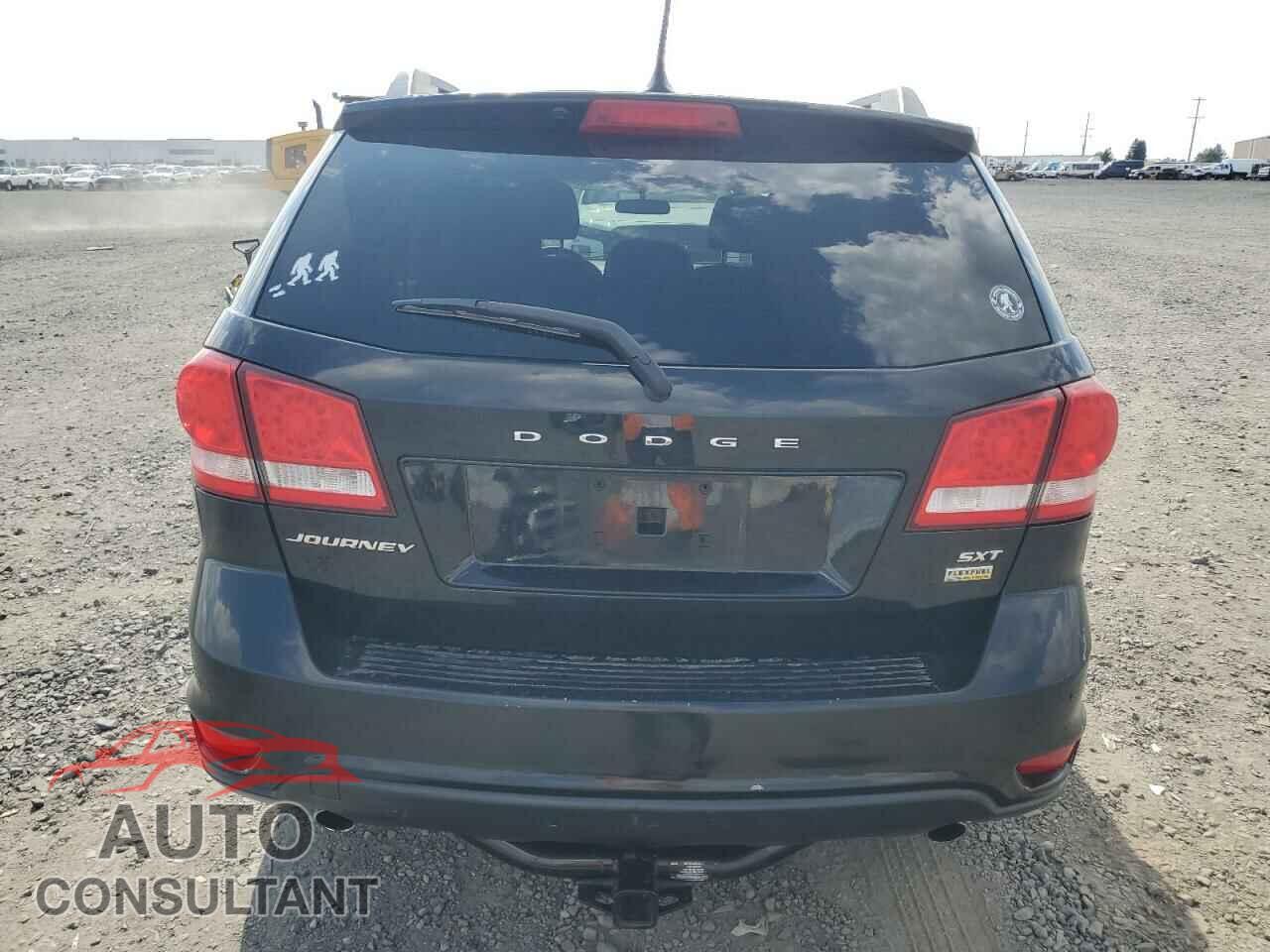DODGE JOURNEY 2015 - 3C4PDCBG3FT696640