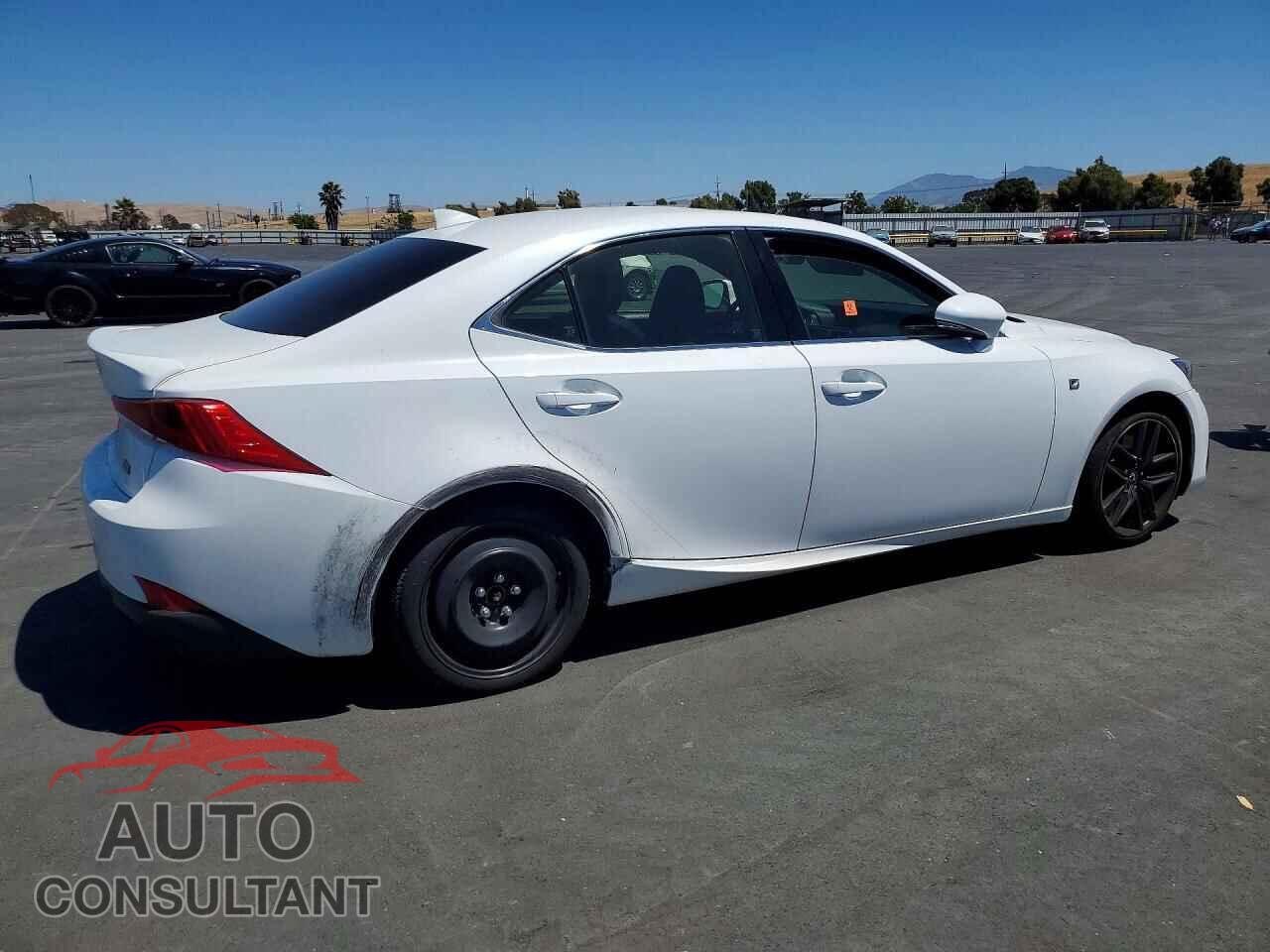 LEXUS IS 2017 - JTHCE1D24H5012858
